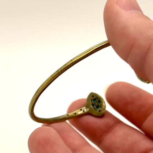 Kendra Scott Laura Pinch Cuff Bracelet in Antique Gold & Variegated Turquoise - Picture 11 of 13